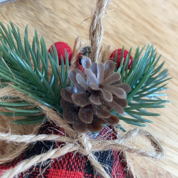 Buffalo plaid Star Christmas tree ornament NEW - Picture 6 of 9